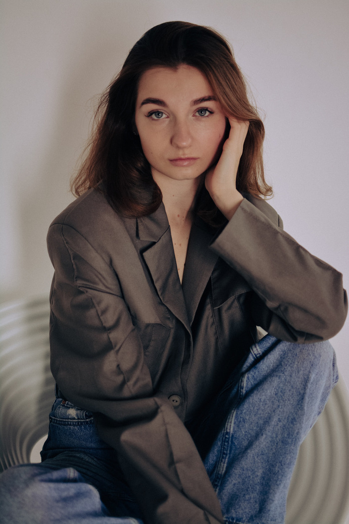 Из Москвы в Роттердам: как гуманитарий из ВШЭ получила офер в топовом AI-digital агентстве в Нидерландах в 23 года. Кейс Кристины Бреховой